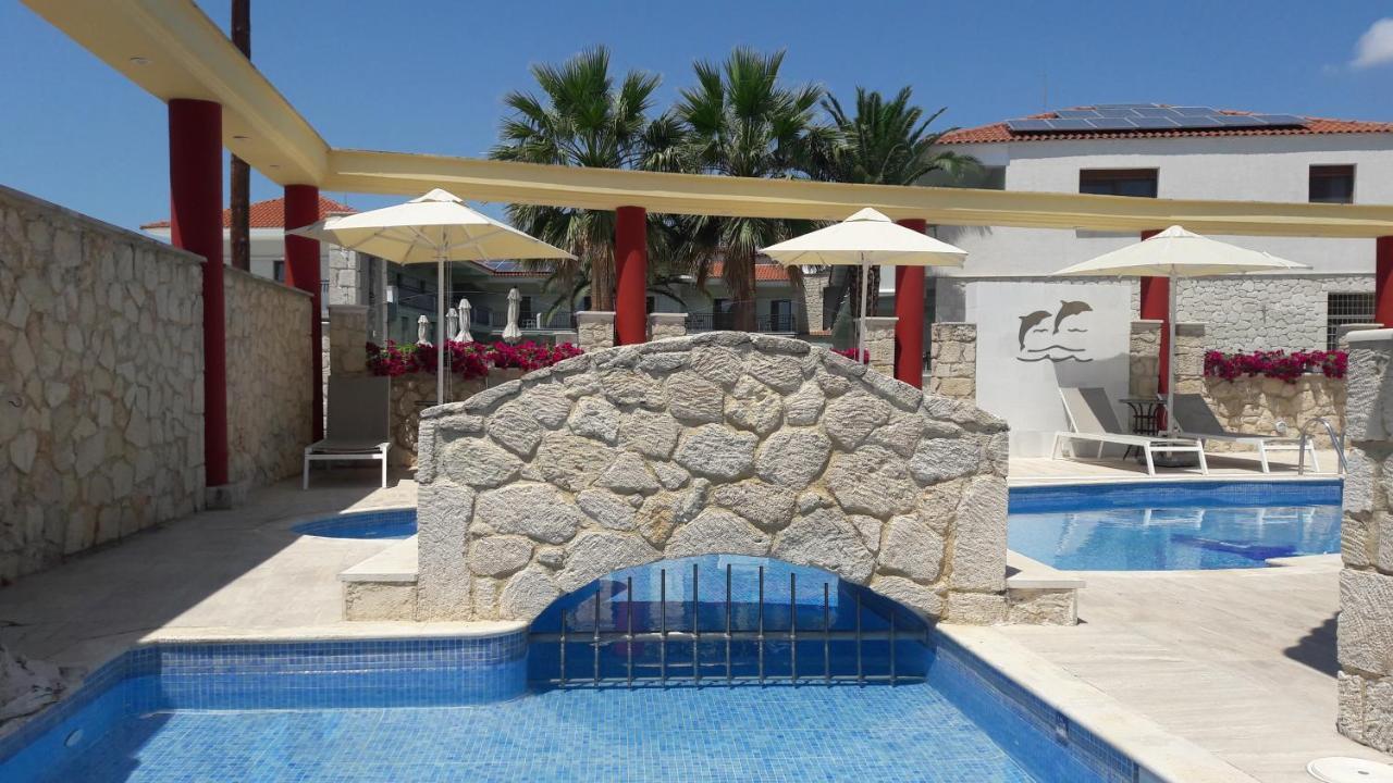 Hotel Venus Fourka Luaran gambar